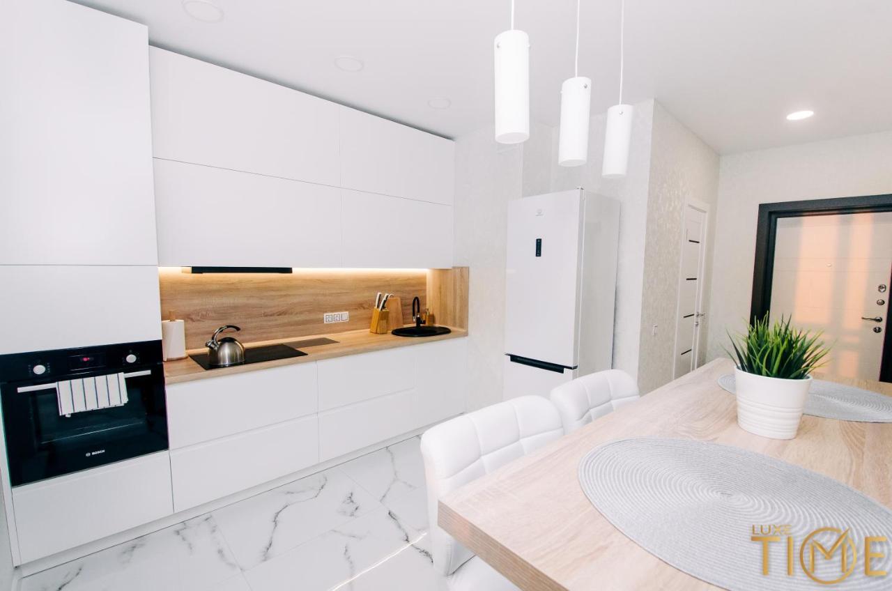 Bright Apartment 9Th Floor Lxt By Grodno Exteriör bild