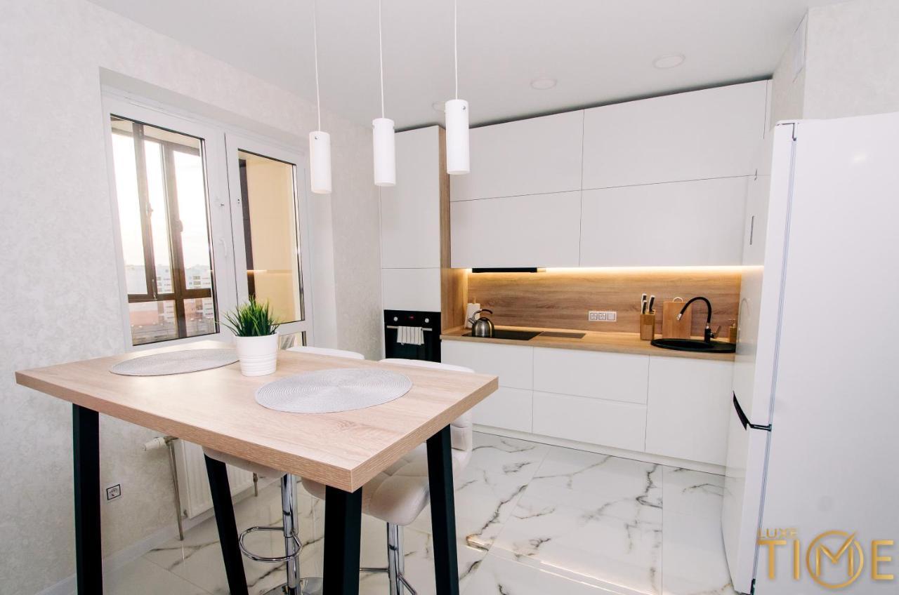 Bright Apartment 9Th Floor Lxt By Grodno Exteriör bild